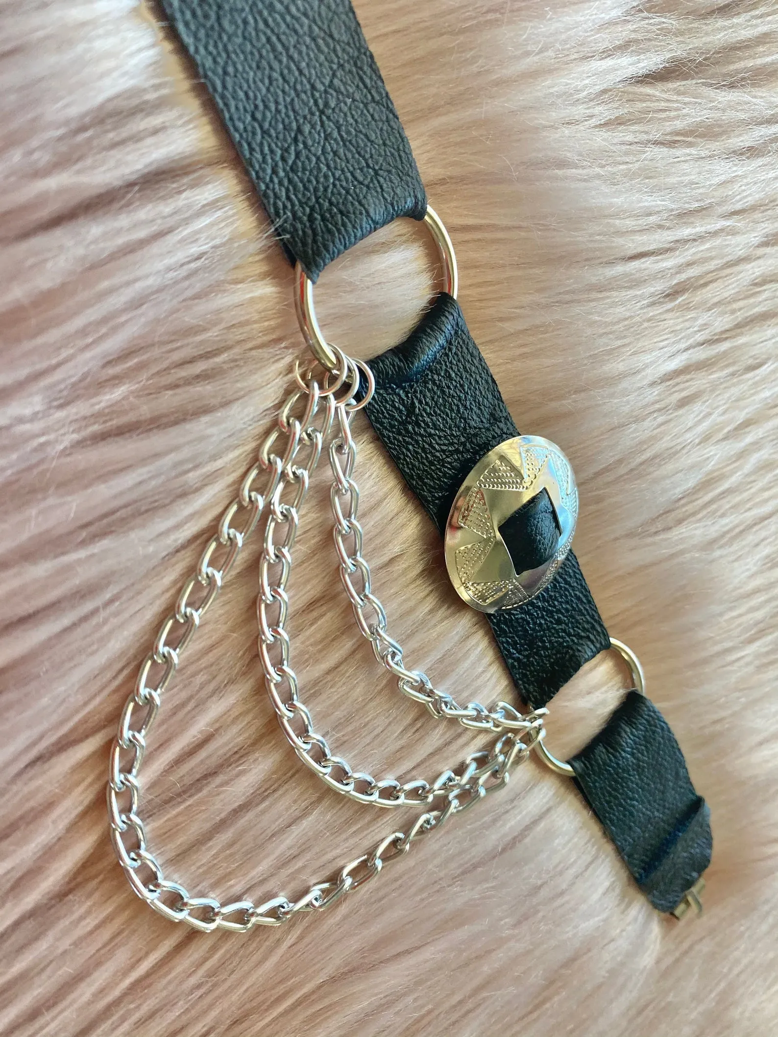 Triple Chain Choker