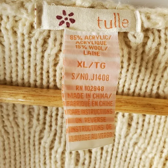 Tulle cream chunky knit fisherman sweater in Excellent condition
