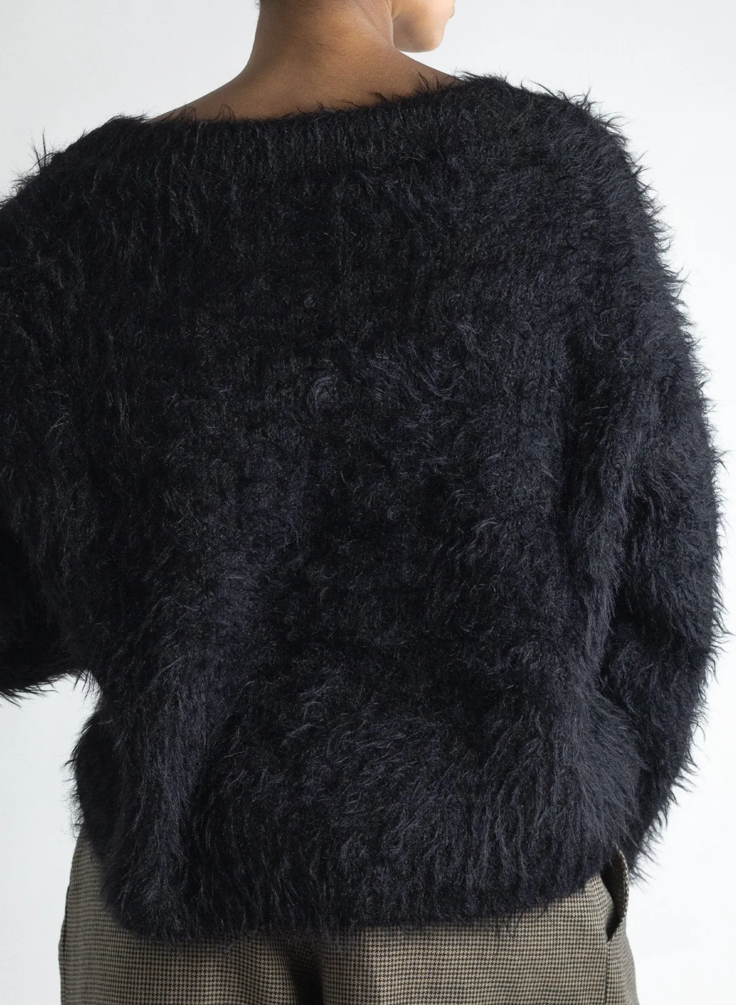 V-Neck Fuzzy Sweater - Black