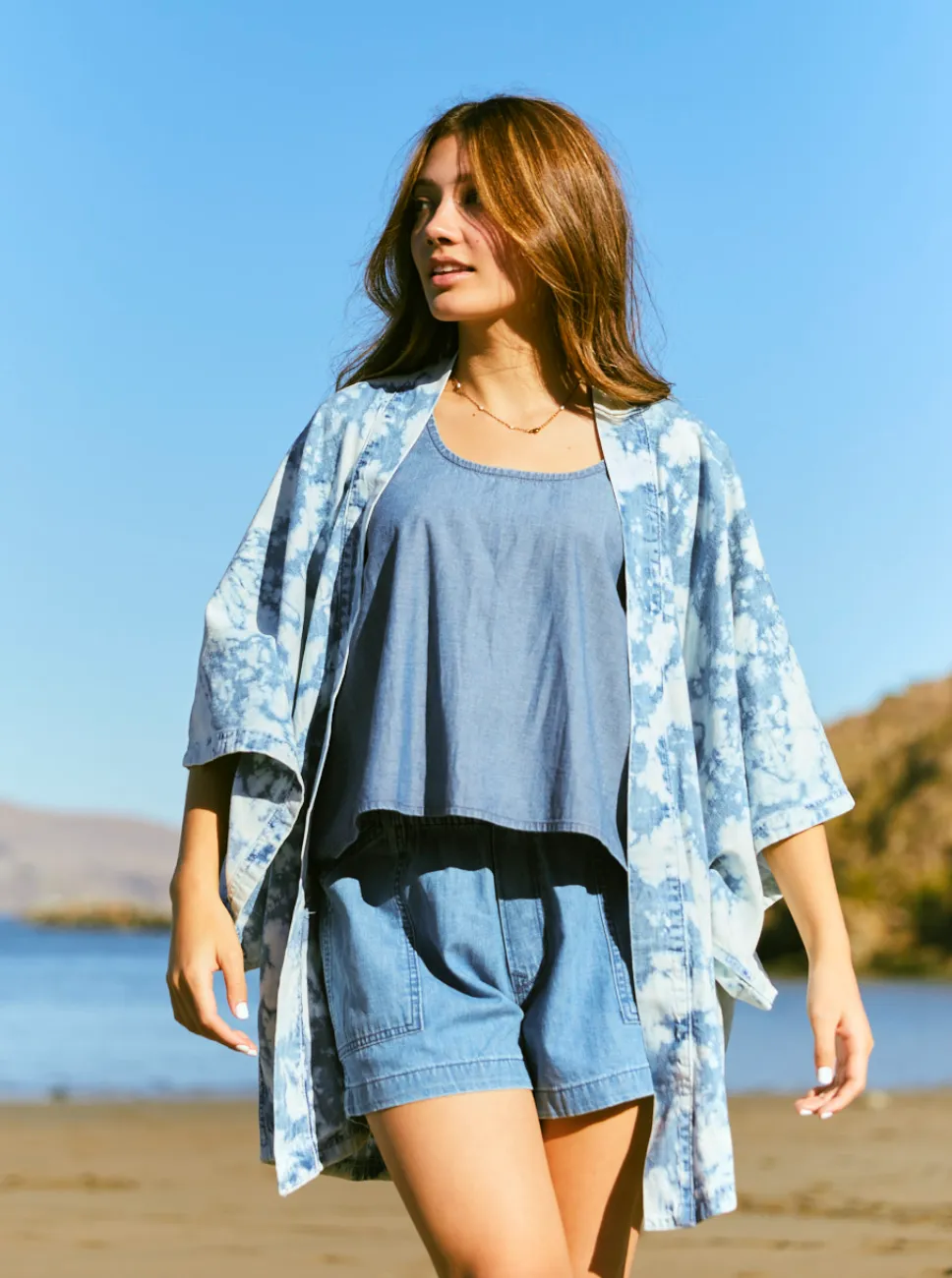 Wabi Sabi Crop Tank - Medium Wash