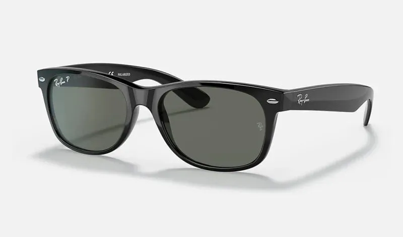 Wayfarer | Black with Green Polarized | Ray Ban