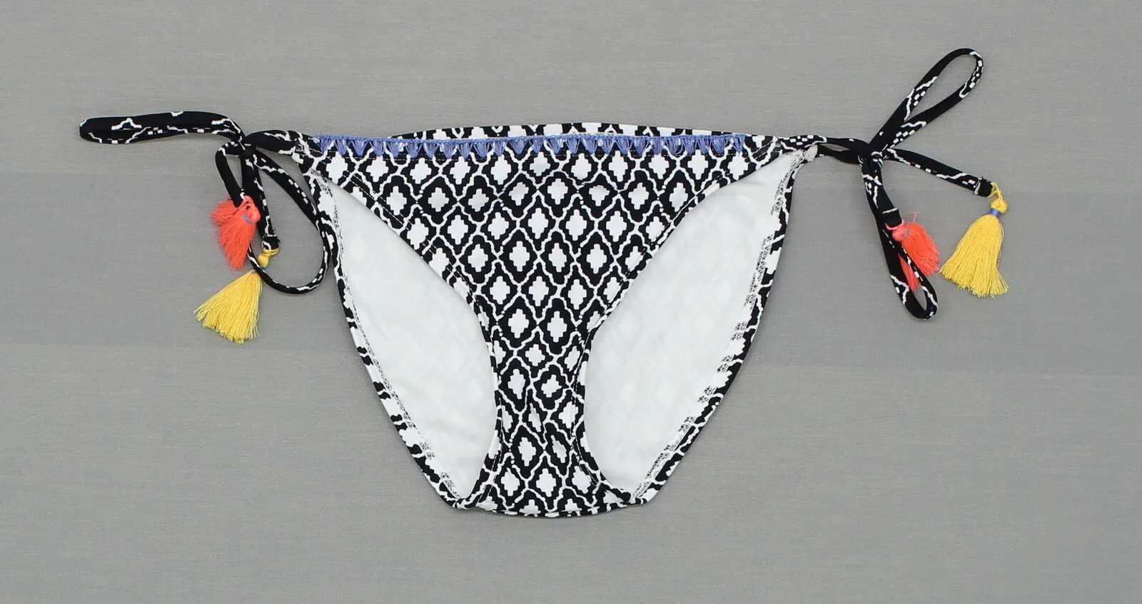 Xhilaration Women's String Bikini Swim Bottom Black XS